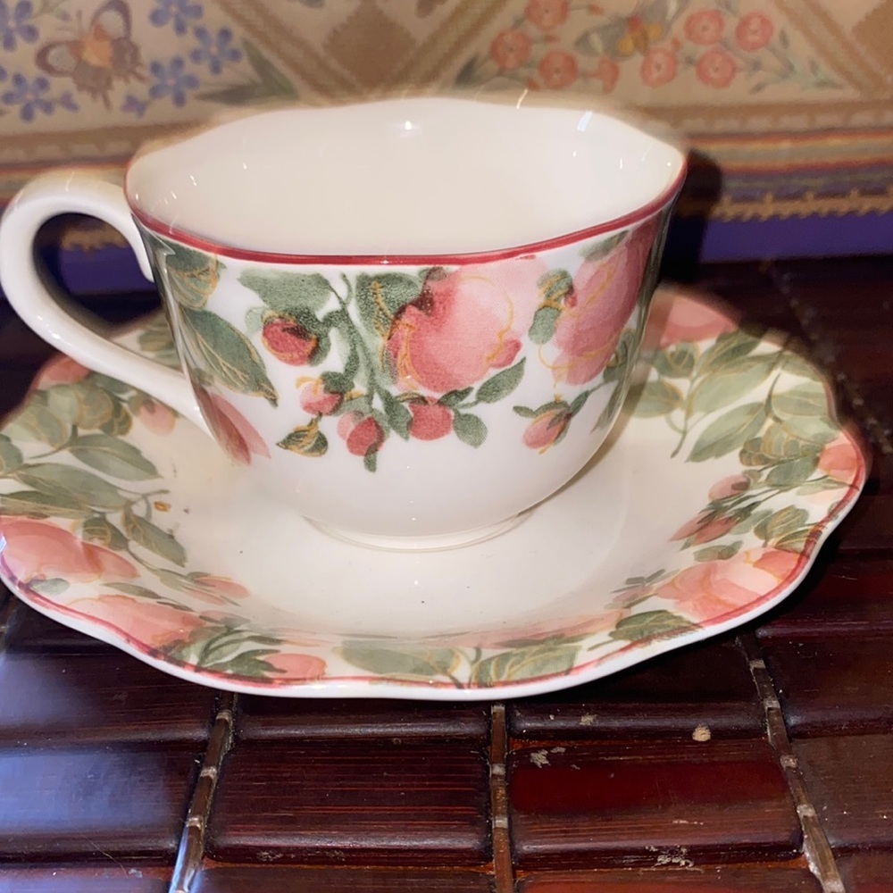 Nikko Fine Tableware Precious Japan Coffee Cup and Saucer Excellent Condition